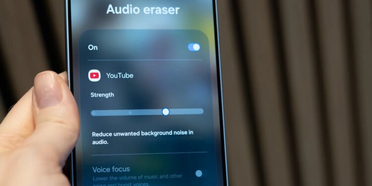 Samsung Galaxy S26 showing audio eraser feature