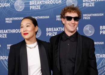 Priscilla Chan and Mark Zuckerberg attend the 2025 Breakthrough Prize Ceremony.