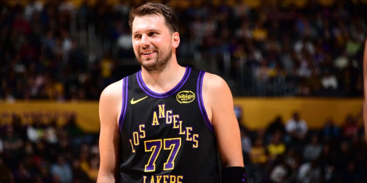 Get a 100% deposit match up to $100 + free pick for Pacers vs. Lakers