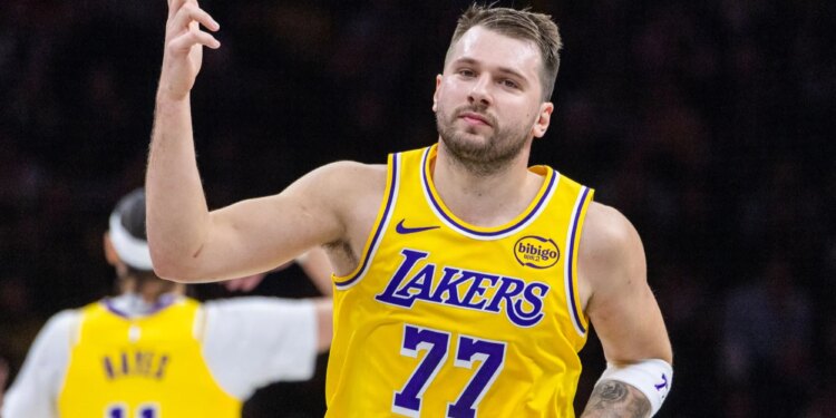 Get free $20 + 100% deposit match up to $100 for Timberwolves vs. Lakers