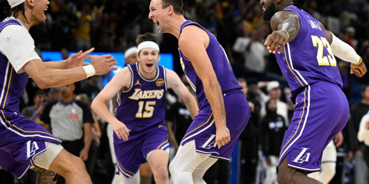 Get a bet reset up to $1,000 for Lakers vs. Pistons