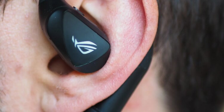 Asus’ new open earbuds are a wonderful companion for handheld gaming
