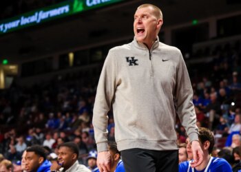 Bet $10, get $365 in bonus bets for LSU vs. Kentucky