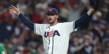 Bet $5 and get $200 in bonus bets for Team USA vs. Dominican Republic