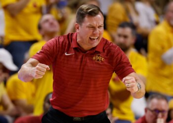 Bet $5, get $150 in bonus bets for Iowa State vs. Arizona