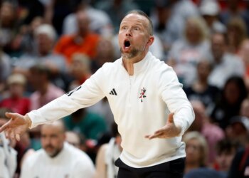 Bet $5, get $200 FanCash for Louisville vs. Miami