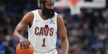 Bet $5, get $200 FanCash for Mavericks vs. Cavaliers