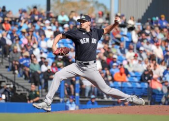 New York Yankees pitcher Brent Headrick #47 pitching in the 5th inning.