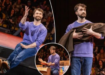 Daniel Radcliffe schmoozes with the audience in sweet one-man show