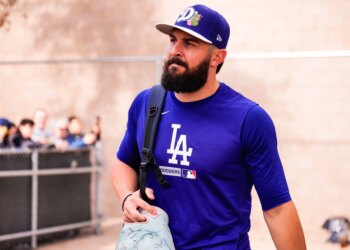 Dodgers' Blake Treinen, Tanner Scott look for rebound year