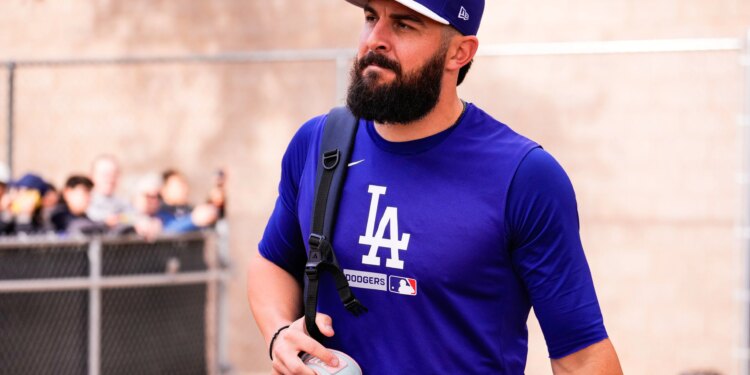 Dodgers' Blake Treinen, Tanner Scott look for rebound year