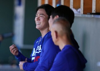 Dodgers announce bobblehead that blends YoshinobuYamamoto with Super Mario Bros.