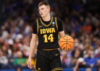 Hawkeyes guard Bennett Stirtz will look to lead Iowa past favored Florida in the second round of the NCAA Tournament.
