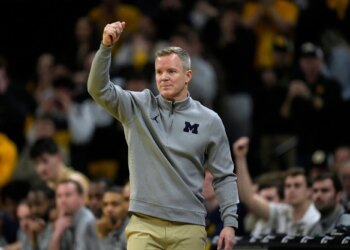 Get $10 for Michigan State vs. Michigan when you sign up for Dabble