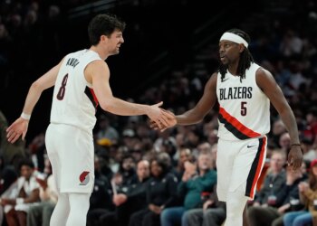 Get a bet reset up to $1,000 for Trail Blazers vs. 76ers