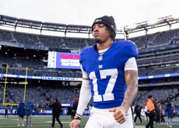 New York Giants wide receiver Wan'Dale Robinson #17 walking off the field.