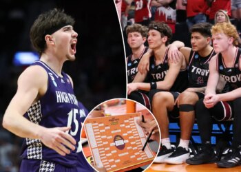 How many perfect March Madness 2026 brackets are left?