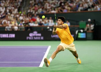 How to watch Alcaraz, Sinner in men's semifinals