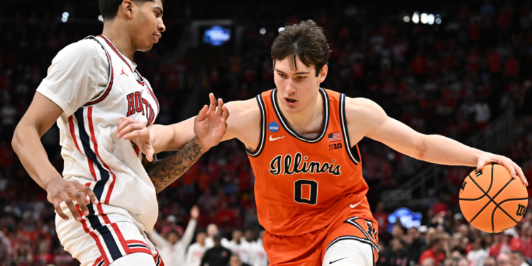David Mirkovic, who had 14 points and 10 rebounds, drives on Chris Cenac Jr. during Illinois 65-55 Sweet 16 win over Houston on March 26, 2026.
