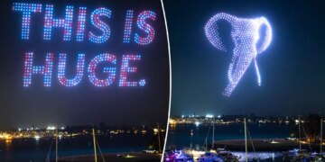 Incredible elephant-themed drone show lights up San Diego skyline after Padres’ Opening Day