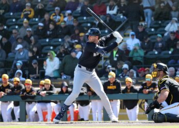 New York Yankees third baseman Ryan McMahon batting in the 1st inning.