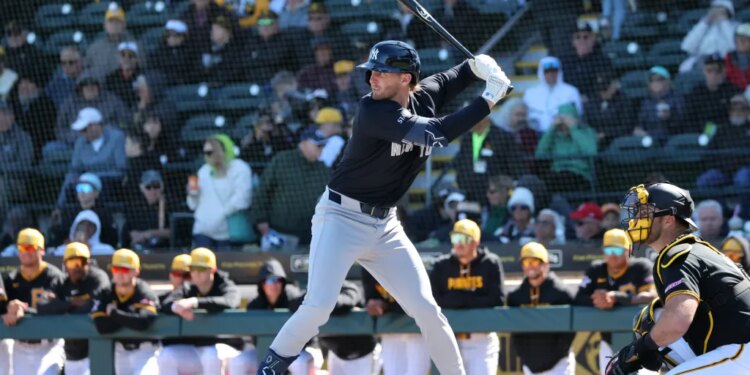 New York Yankees third baseman Ryan McMahon batting in the 1st inning.
