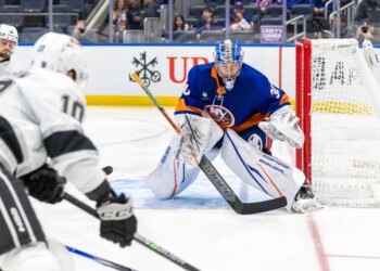 New York Islanders goalie Ilya Sorokin defends the net during a game against the Los Angeles Kings.