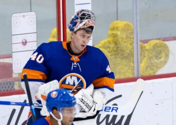 New York Islanders goaltender Semyon Varlamov (40) during practice.