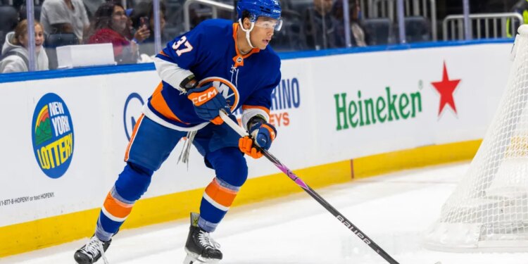 Kashawn Aitcheson playing in an Islanders preseason game.