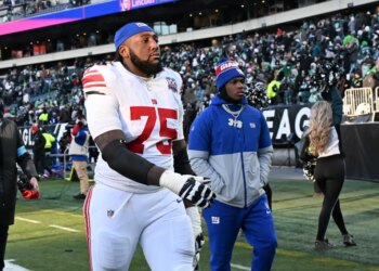 Giants guard Joshua Ezeudu (75) leaves the field after the Philadelphia Eagles 20-13 win over the Giants in Philadelphia.