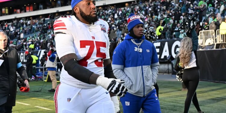 Giants guard Joshua Ezeudu (75) leaves the field after the Philadelphia Eagles 20-13 win over the Giants in Philadelphia.