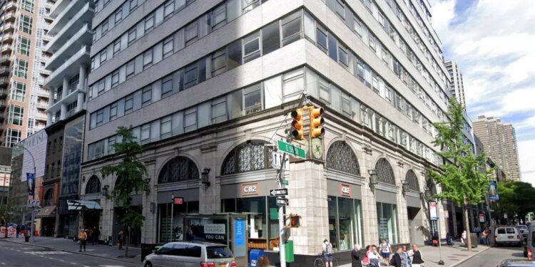 The D&D Building (Decoration & Design Building) at 979 3rd Avenue in New York City.