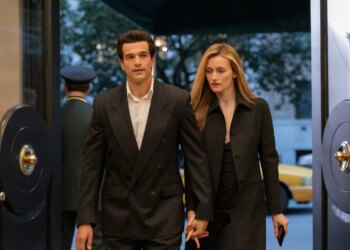 'Love Story' fashion consultant reveals the Carolyn Bessette Kennedy outfit she rejected