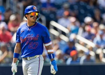 New York Mets' Mark Vientos (27) strikes out against the Houston Astros during Spring Training.