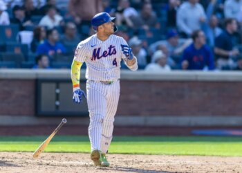 New York Mets catcher Francisco Alvarez (4) hits a solo homer during the sixth inning on Opening Day at Citi Field, Thursday, March 26, 2026, in Queens, NY.