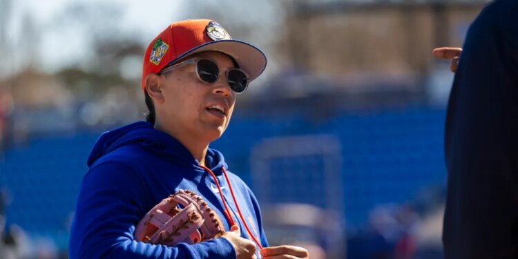 Rachel Folden, New York Mets AA Hitting Coach, talks on the field during Spring Training.
