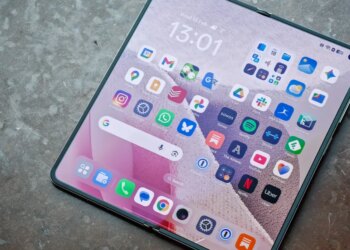 Oppo’s new foldable isn’t quite creaseless, but it’s pretty damn close