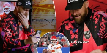 Patrick Mahomes surprises Travis Kelce as tight end signs Chiefs contract