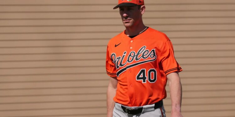 Baltimore Orioles' pitcher Chris Bassitt works out during spring training.