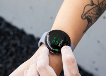 The Pixel Watch now lets you tap to pay without opening the Wallet app