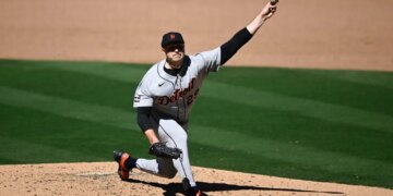 Detroit Tigers pitcher Tarik Skubal (29) throws a baseball from the mound.