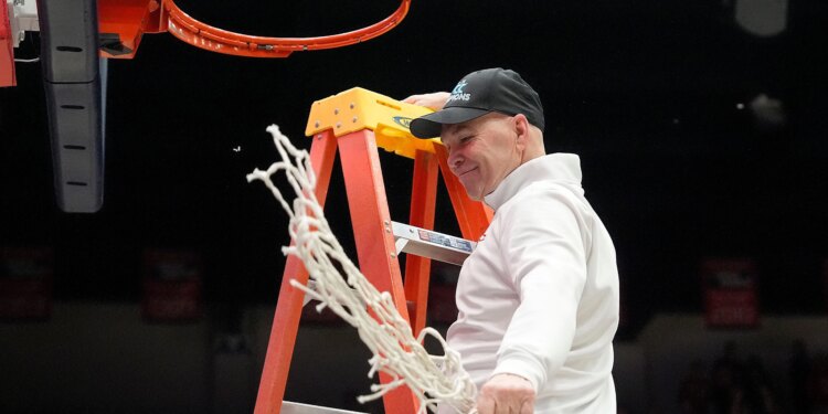 Trade $10, get $10 for Saturday's Conference Tournament Finals