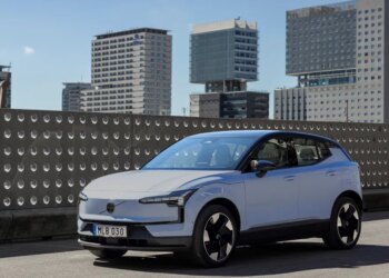 Two more EVs for the trash heap: Volvo EX30 and Honda Prologue