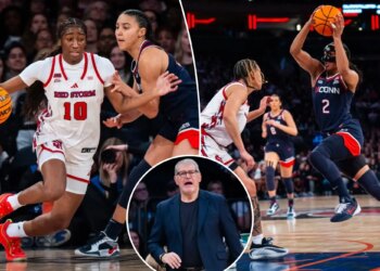 UConn women rout St. John's to cap perfect regular season