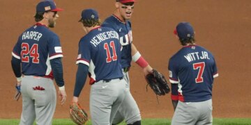 USA finally looked like the WBC favorite when it needed to most