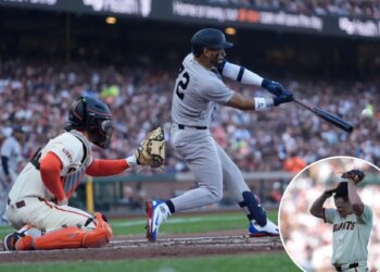 Yankees start season with second-inning explosion against Giants