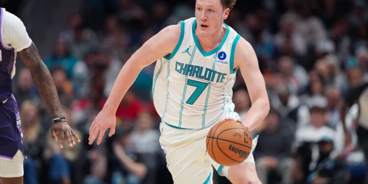 Get a 20% first deposit match up to $1,500 for Suns vs. Hornets