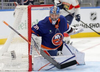 Get a 20% first deposit match up to $1,500 for Islanders vs. Flyers