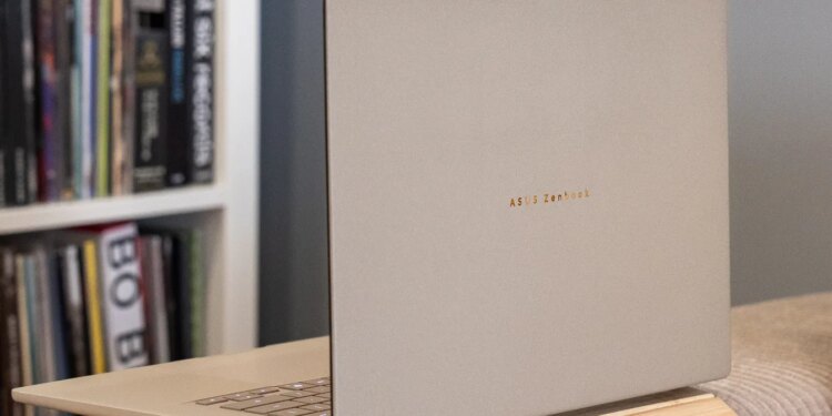 Asus Zenbook A16 review: a formidable MacBook Air alternative