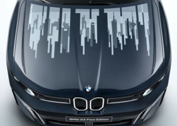 BMW is one step closer to selling you a color-changing car